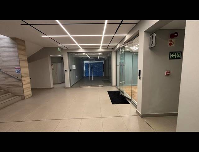 BUSINESS PROPERTY TO RENT IN CENTURY CITY